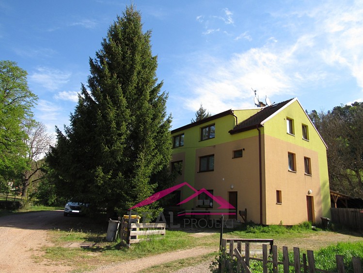 Pronájem bytu 3+kk 80 m² - foto 1