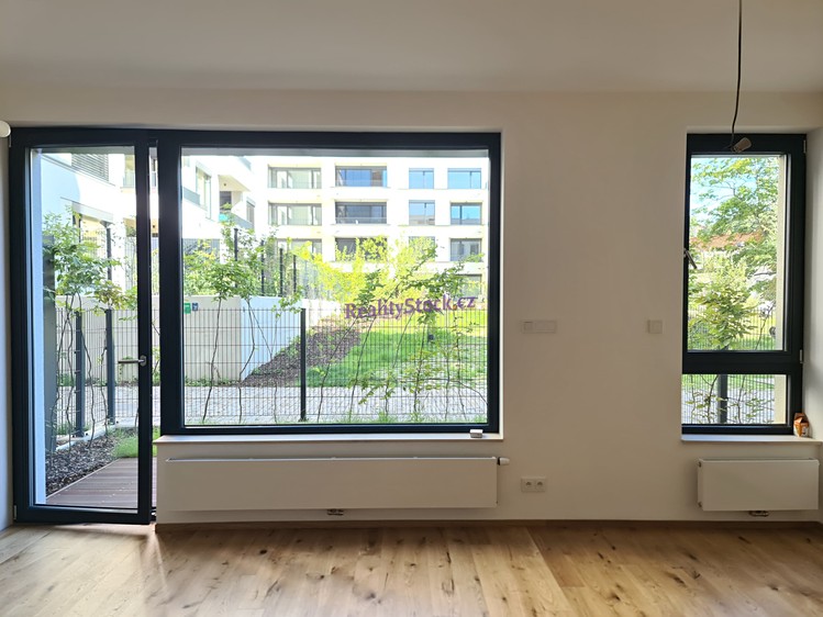 Pronájem bytu 1+kk 50 m² - foto 6