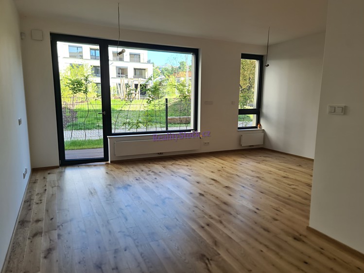 Pronájem bytu 1+kk 50 m² - foto 5