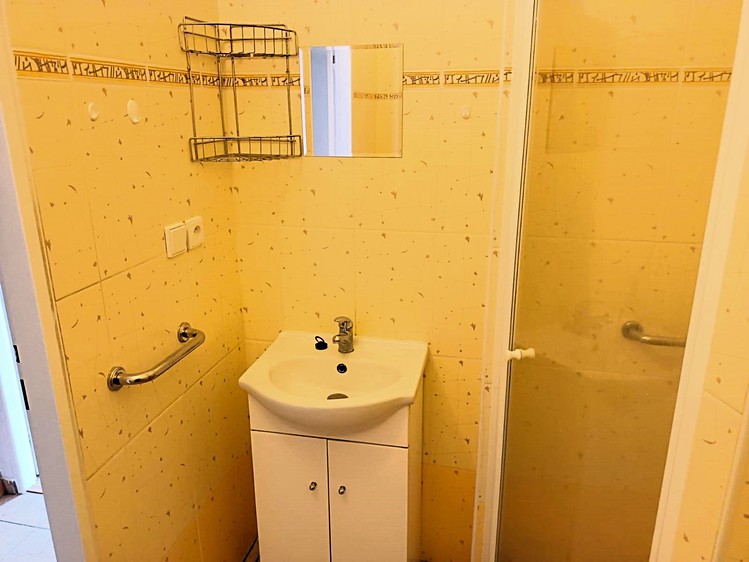 Pronájem bytu 1+kk 25 m² - foto 5