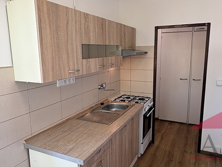 Pronájem bytu 3+1 63 m² (Jednopodlažní) - foto 7