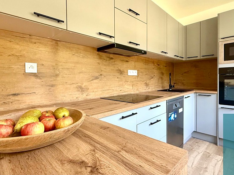 Pronájem bytu 2+kk 60 m² - foto 2