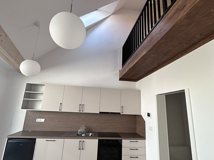 Pronájem bytu 2+kk 65 m² (Mezonet) - foto 5