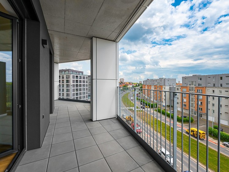 Pronájem bytu 2+kk 79 m² - foto 3