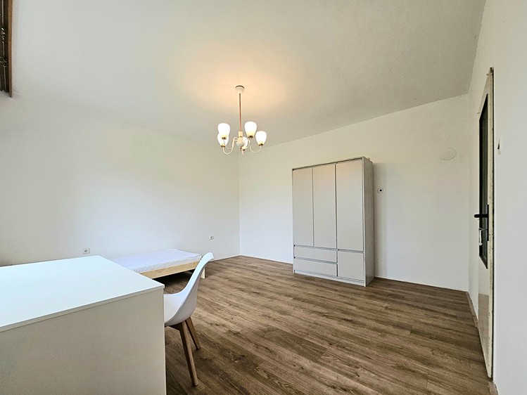 Pronájem bytu 5+1 108 m² - foto 5