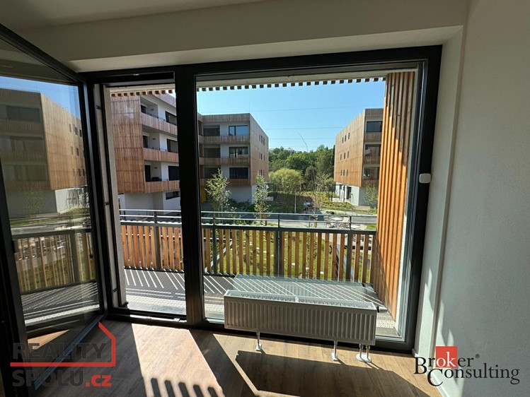 Pronájem bytu 2+kk 52 m² - foto 4