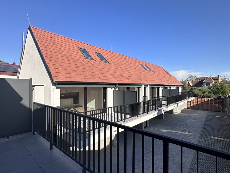 Pronájem bytu 2+kk 66 m² (Mezonet) - foto 8
