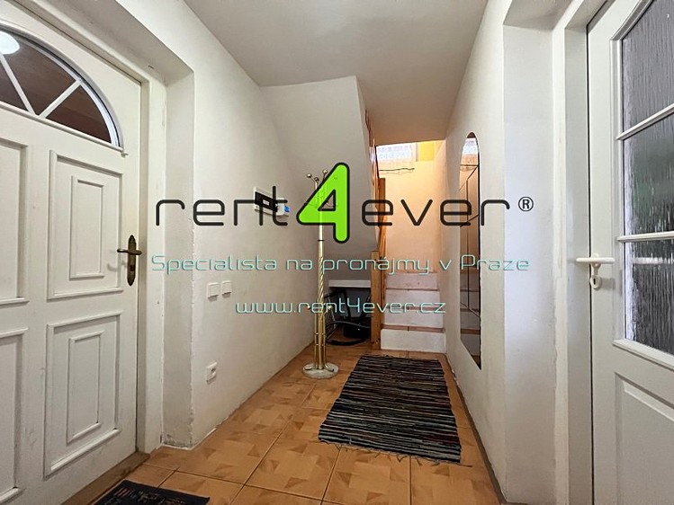 Pronájem bytu 3+1 63 m² - foto 5