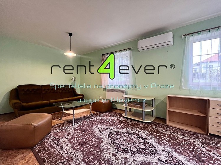 Pronájem bytu 3+1 63 m² - foto 8