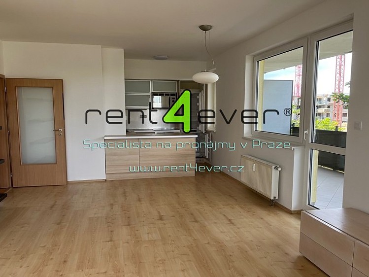 Pronájem bytu 3+kk 75 m² - foto 5
