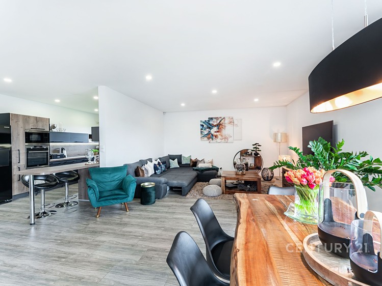 Prodej rodinného domu 226 m², pozemek 987 m² - foto 6