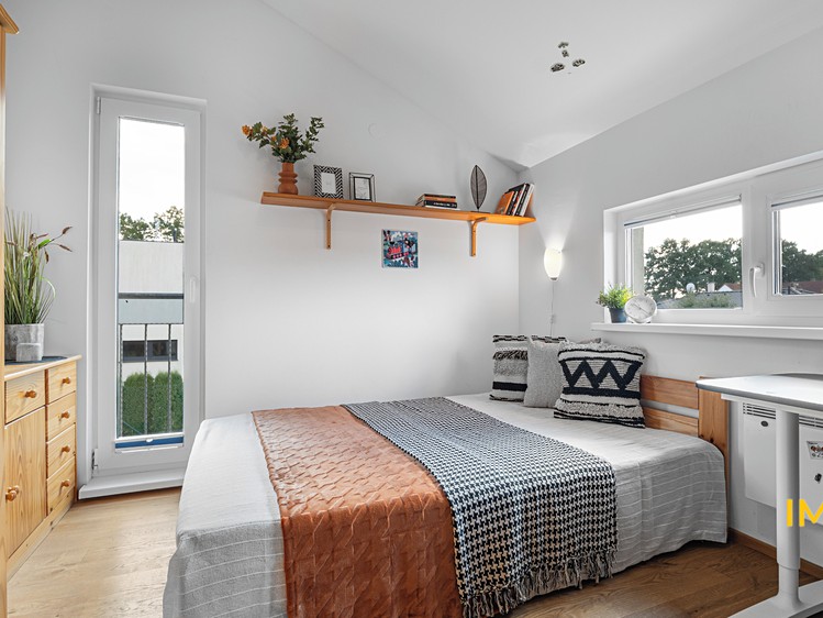 Prodej rodinného domu 110 m², pozemek 990 m² - foto 1