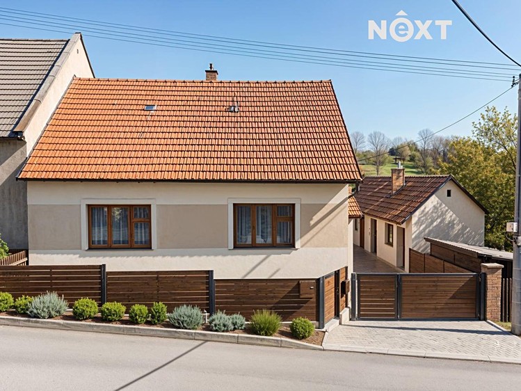 Prodej rodinného domu 157 m², pozemek 1 639 m² - foto 2