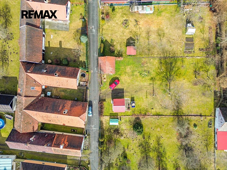 Prodej rodinného domu 74 m², pozemek 1 178 m² - foto 2