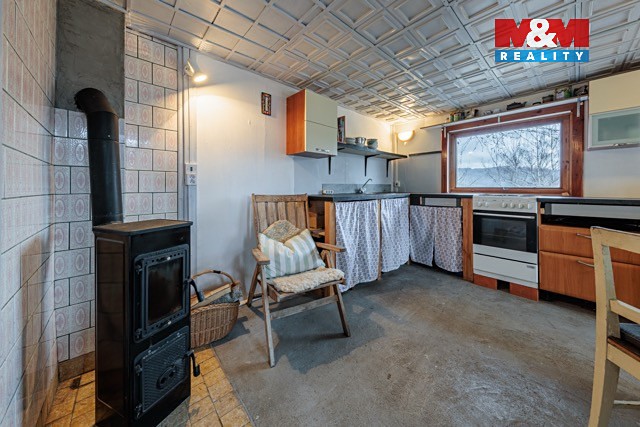 Prodej chaty 65 m², pozemek 830 m² - foto 8