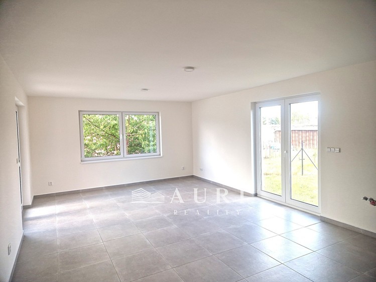 Prodej rodinného domu 108 m², pozemek 700 m² - foto 6
