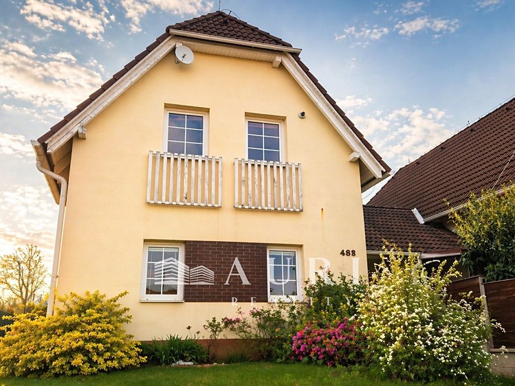 Prodej rodinného domu 108 m², pozemek 612 m² - foto 1