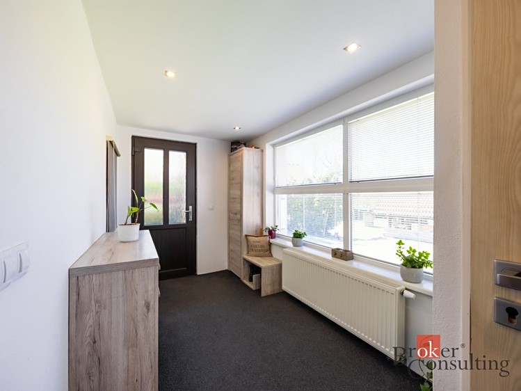 Prodej rodinného domu 126 m², pozemek 1 880 m² - foto 2
