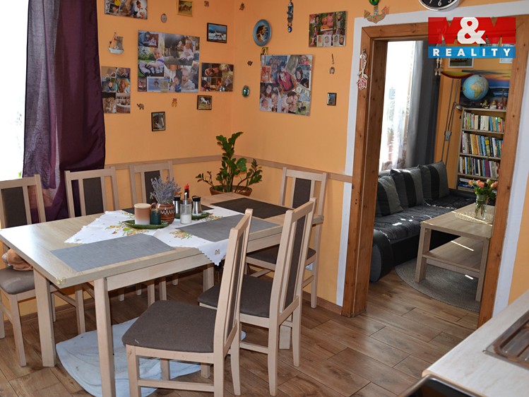 Prodej rodinného domu 140 m², pozemek 665 m² - foto 5
