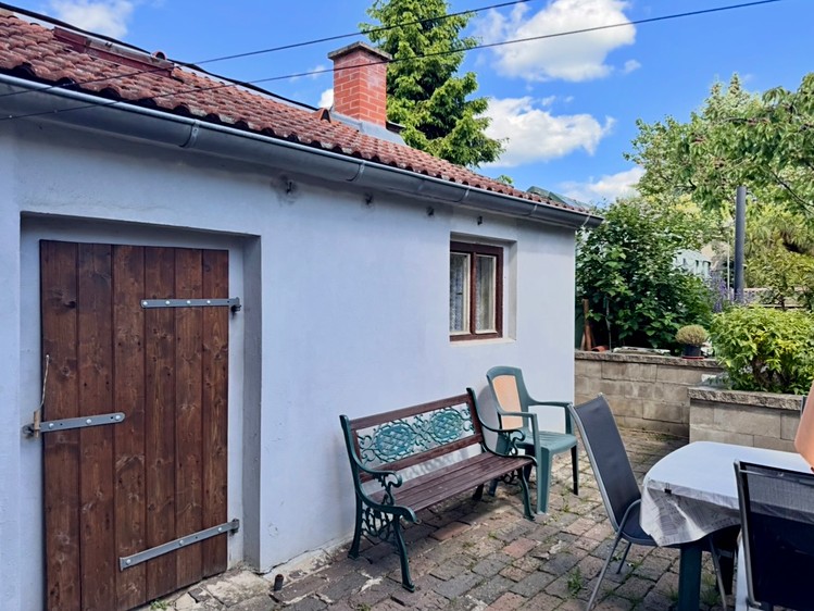 Prodej rodinného domu 230 m², pozemek 484 m² - foto 4