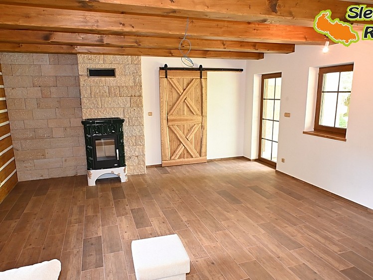 Prodej rodinného domu 160 m², pozemek 1 259 m² - foto 5