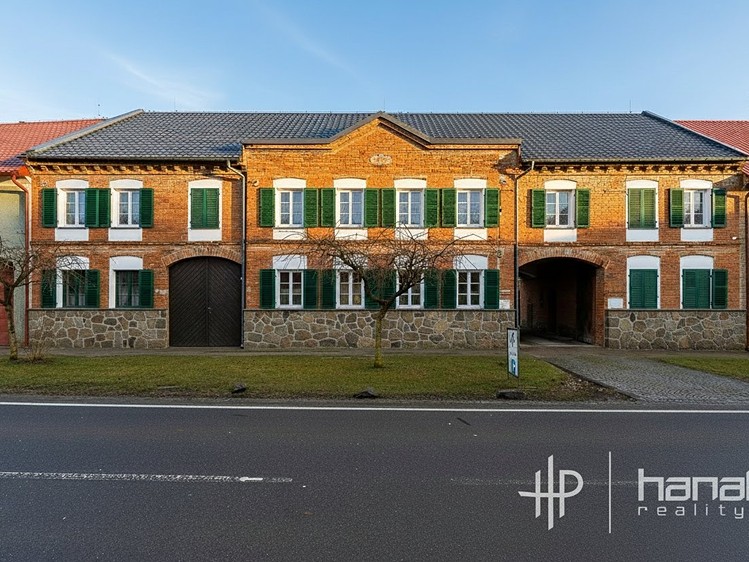 Prodej zemědělské usedlosti 521 m², pozemek 2 552 m² - foto 1