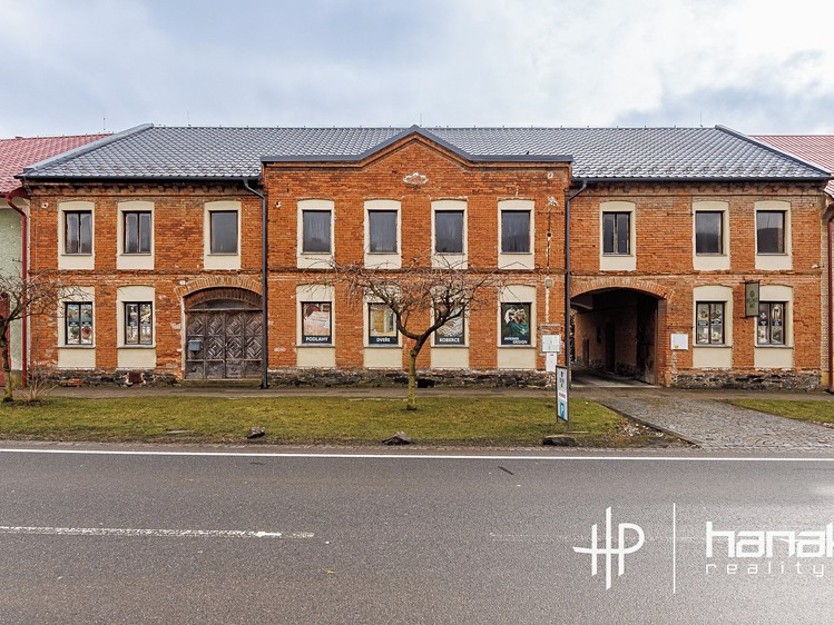 Prodej zemědělské usedlosti 521 m², pozemek 2 552 m² - foto 2