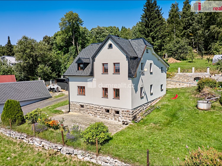 Prodej rodinného domu 230 m², pozemek 5 967 m² - foto 1