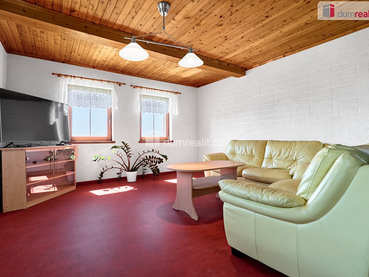 Prodej rodinného domu 230 m², pozemek 5 967 m² - foto 5