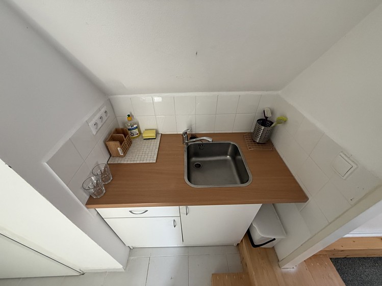 Prodej rodinného domu 140 m², pozemek 1 786 m² - foto 6