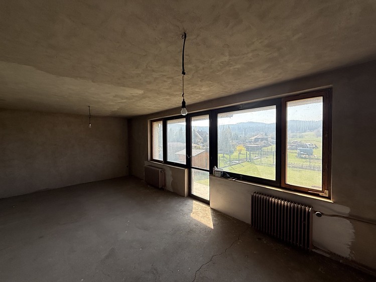 Prodej rodinného domu 240 m², pozemek 580 m² - foto 4