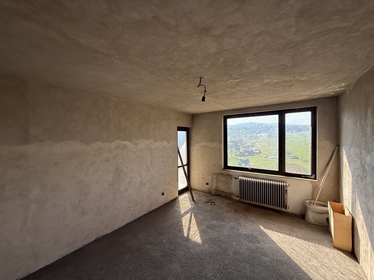 Prodej rodinného domu 240 m², pozemek 580 m² - foto 2
