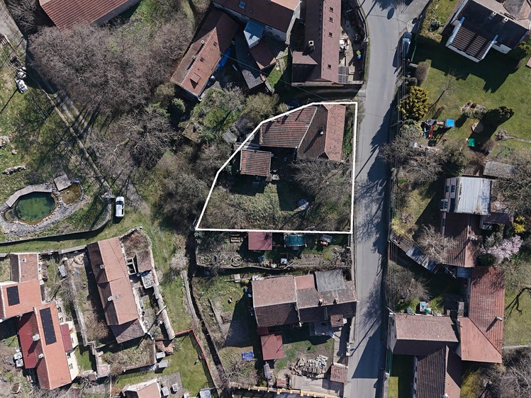Prodej rodinného domu 61 m², pozemek 629 m² - foto 2