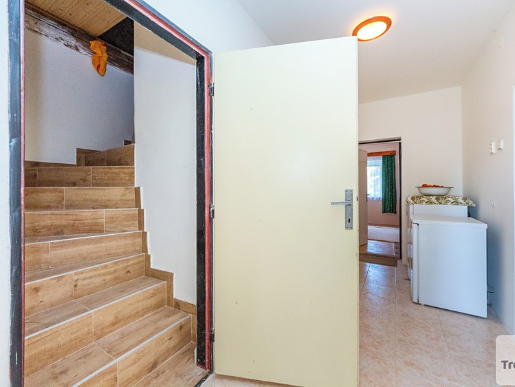 Prodej rodinného domu 195 m², pozemek 741 m² - foto 7