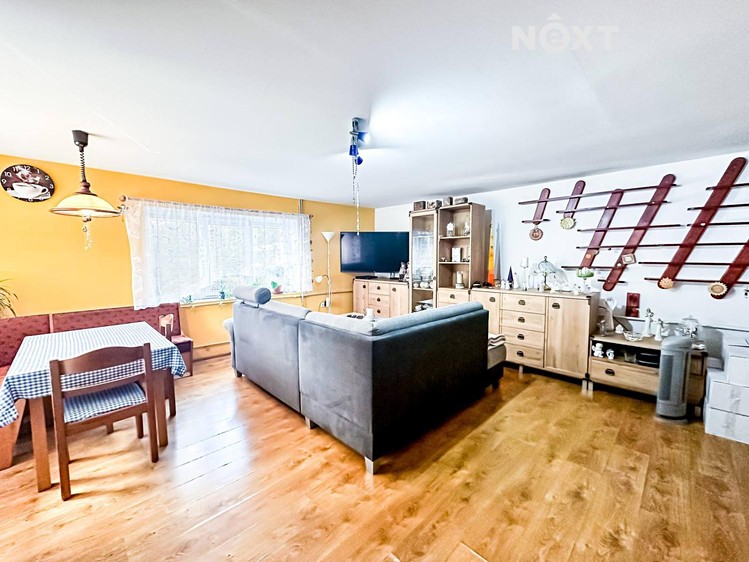 Prodej rodinného domu 160 m², pozemek 350 m² - foto 1