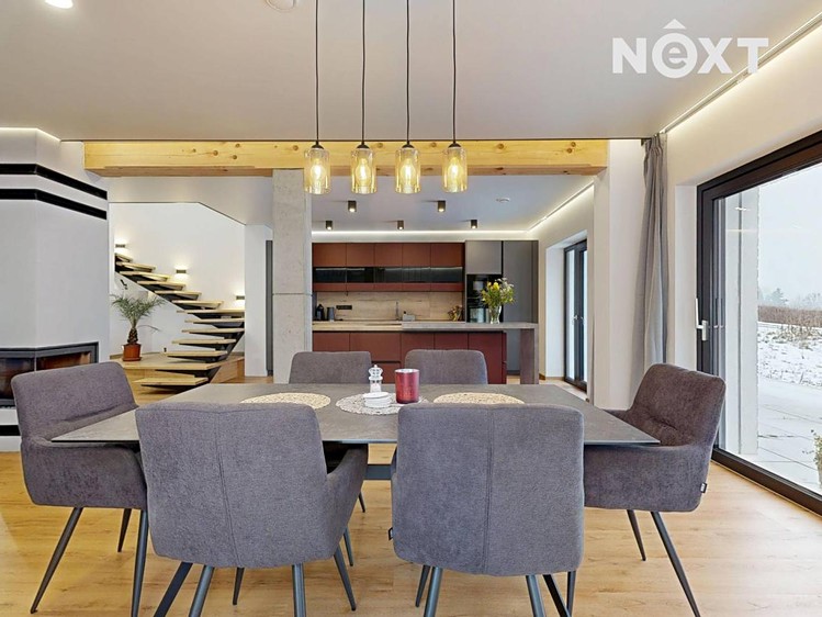Prodej rodinného domu 210 m², pozemek 2 278 m² - foto 4