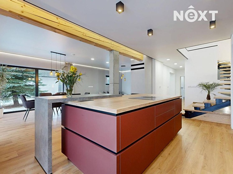 Prodej rodinného domu 210 m², pozemek 2 278 m² - foto 6