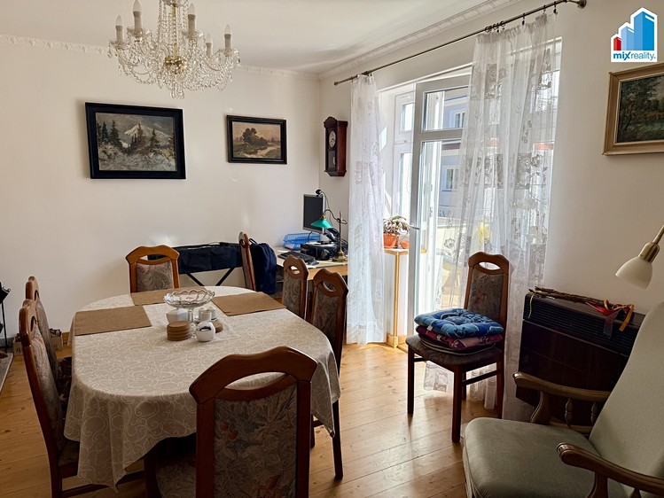Prodej rodinného domu 375 m², pozemek 1 171 m² - foto 8