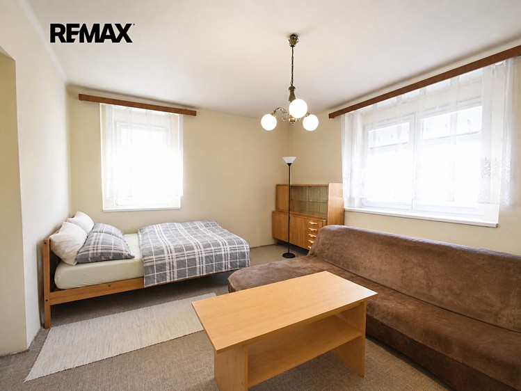 Prodej  vícegeneračního domu 158 m², pozemek 1 146 m² - foto 4