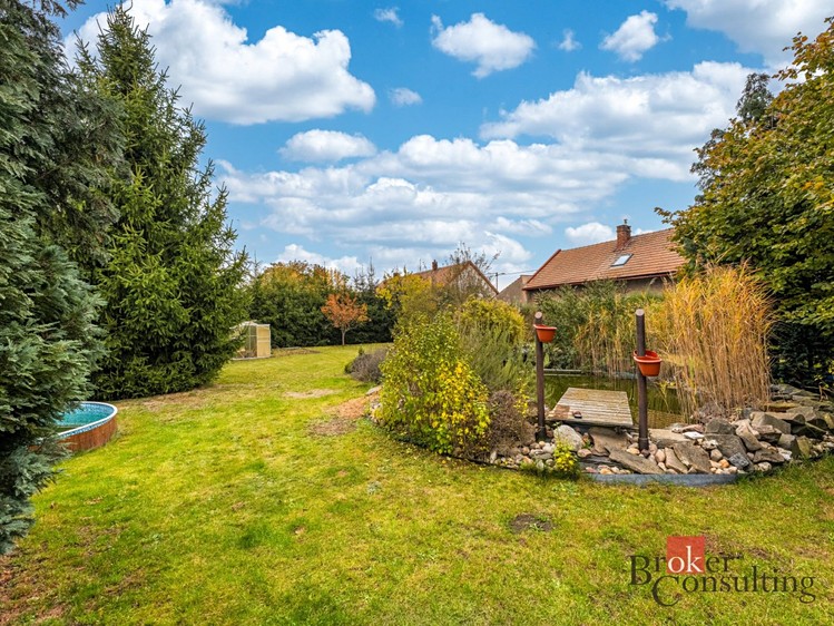 Prodej rodinného domu 195 m², pozemek 1 560 m² - foto 4