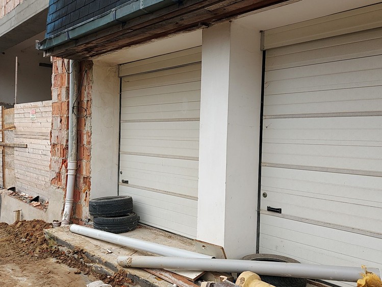 Prodej rodinného domu 925 m², pozemek 1 750 m² - foto 5