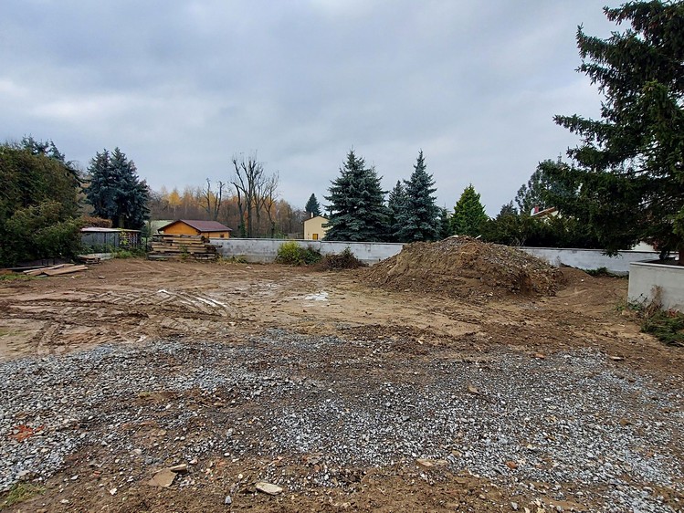 Prodej rodinného domu 925 m², pozemek 1 750 m² - foto 6