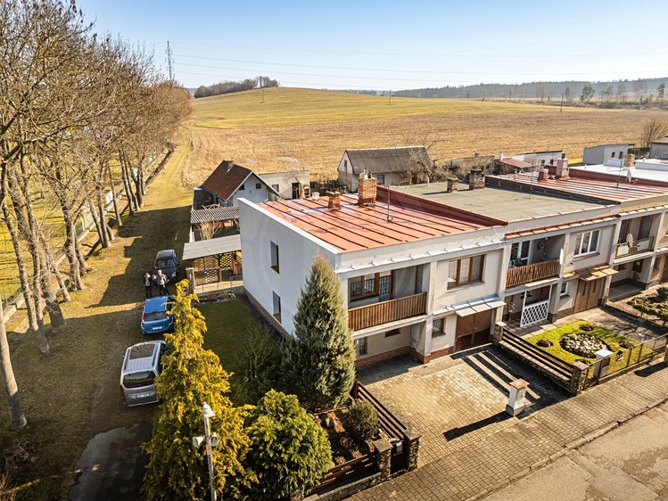 Prodej rodinného domu 140 m², pozemek 393 m² - foto 4