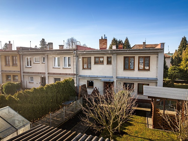 Prodej rodinného domu 140 m², pozemek 393 m² - foto 5