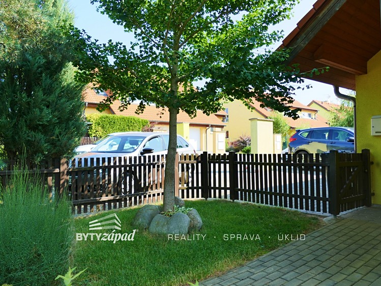Prodej rodinného domu 155 m², pozemek 326 m² - foto 7