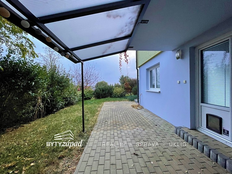 Prodej rodinného domu 155 m², pozemek 326 m² - foto 5