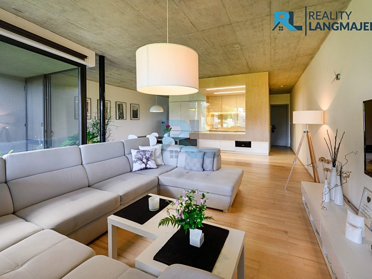 Prodej rodinného domu 134 m², pozemek 343 m² - foto 3