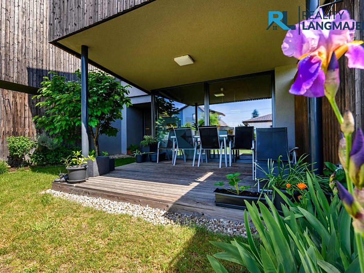 Prodej rodinného domu 134 m², pozemek 343 m² - foto 1