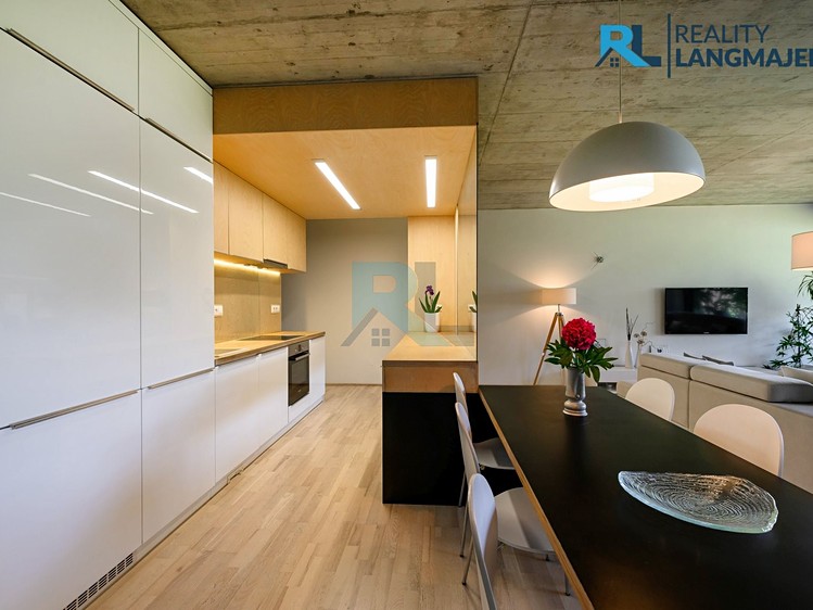 Prodej rodinného domu 134 m², pozemek 343 m² - foto 5
