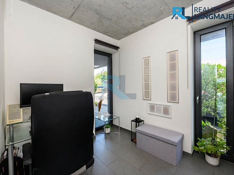 Prodej rodinného domu 134 m², pozemek 343 m² - foto 8